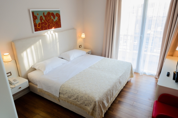 Sar'Otel Boutique Hotel (Tirana)